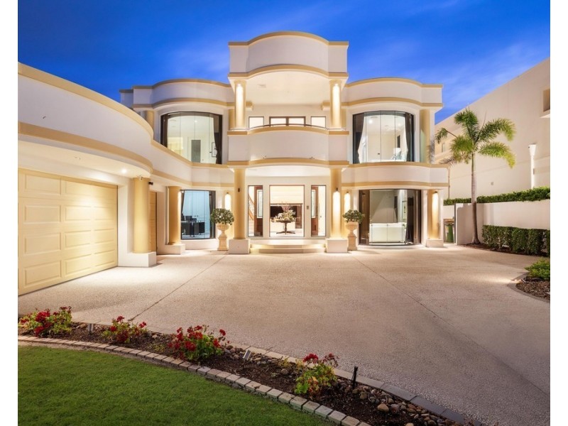 2615 Virginia Drive, Hope Island QLD 4212