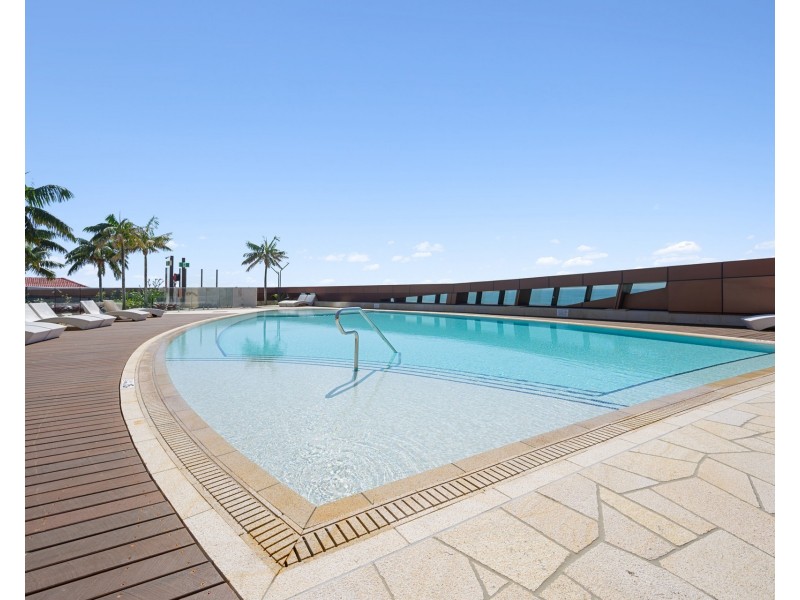 11506/36 Old Burleigh Road, Surfers Paradise QLD 4217