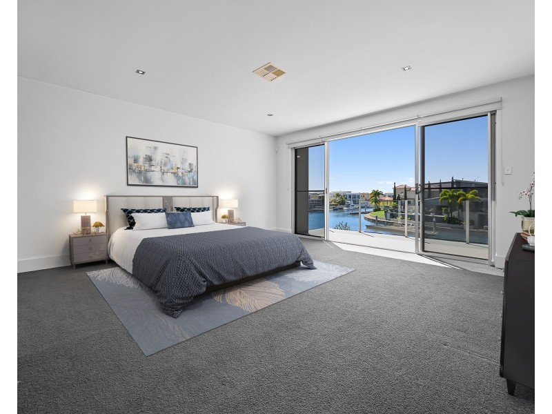 95 The Sovereign Mile, Sovereign Islands QLD 4216