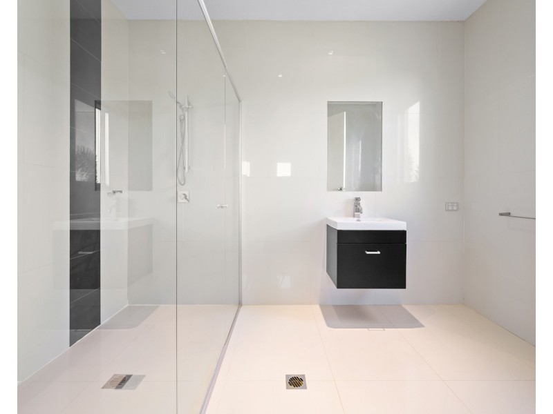 95 The Sovereign Mile, Sovereign Islands QLD 4216