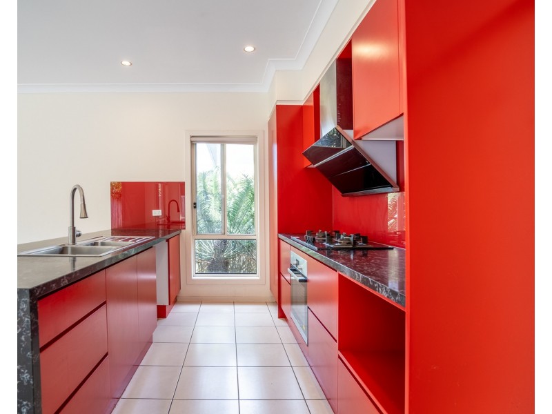 24 Corymbia Way, Molendinar QLD 4214