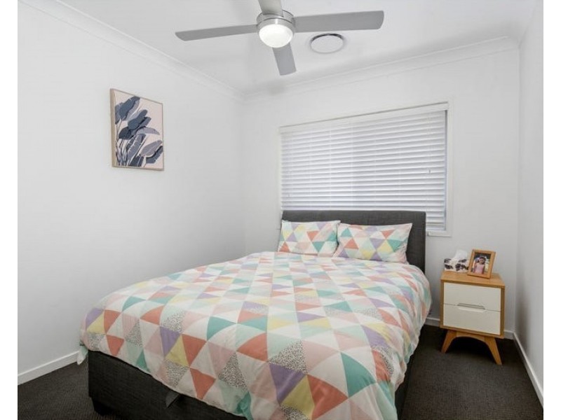 9 Mariner Avenue, Hope Island QLD 4212