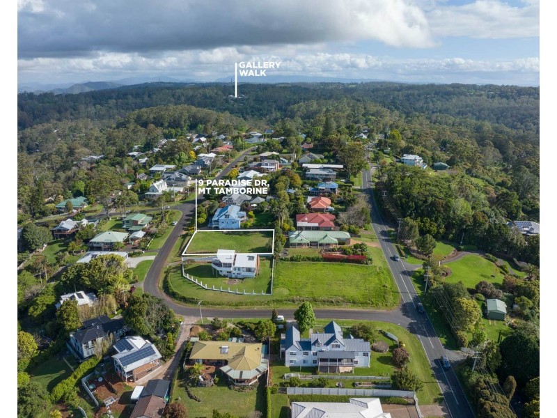 9 Paradise Drive, Tamborine Mountain QLD 4272