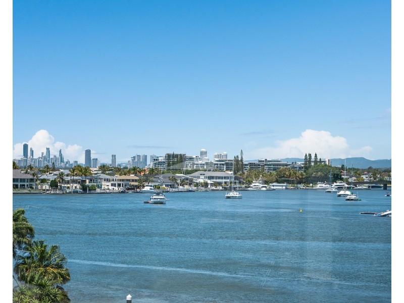 38 Knightsbridge Parade West, Sovereign Islands QLD 4216