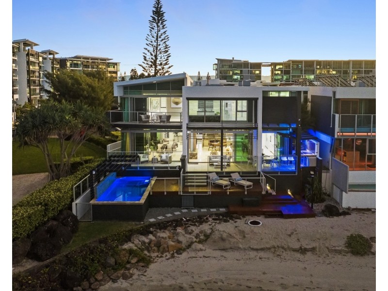 24/2 Ephraim Island Parade, Paradise Point QLD 4216