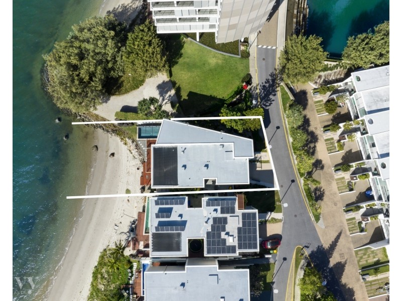 24/2 Ephraim Island Parade, Paradise Point QLD 4216