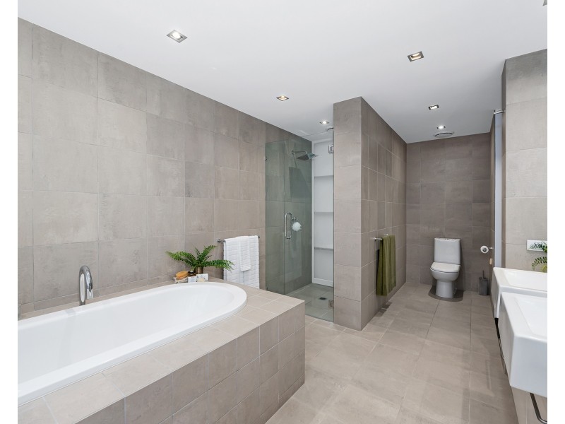 8031 Key Waters, Sanctuary Cove QLD 4212