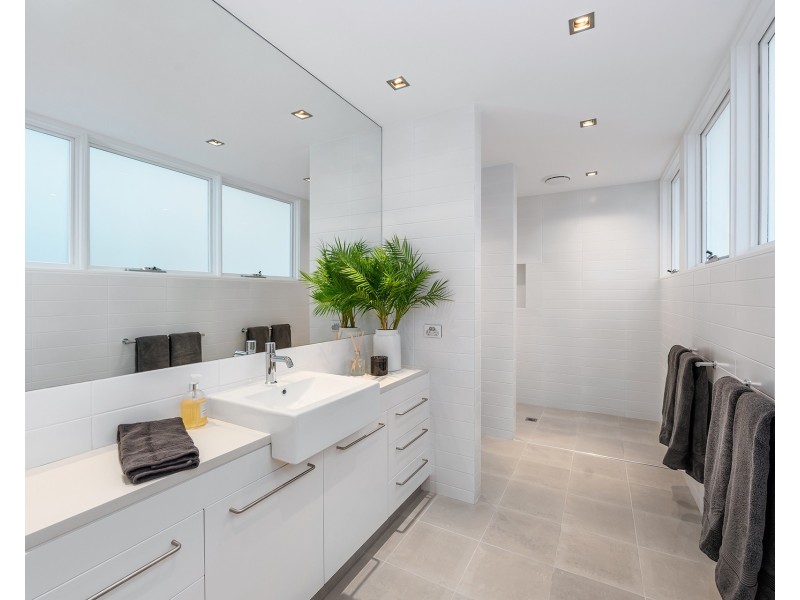 8031 Key Waters, Sanctuary Cove QLD 4212