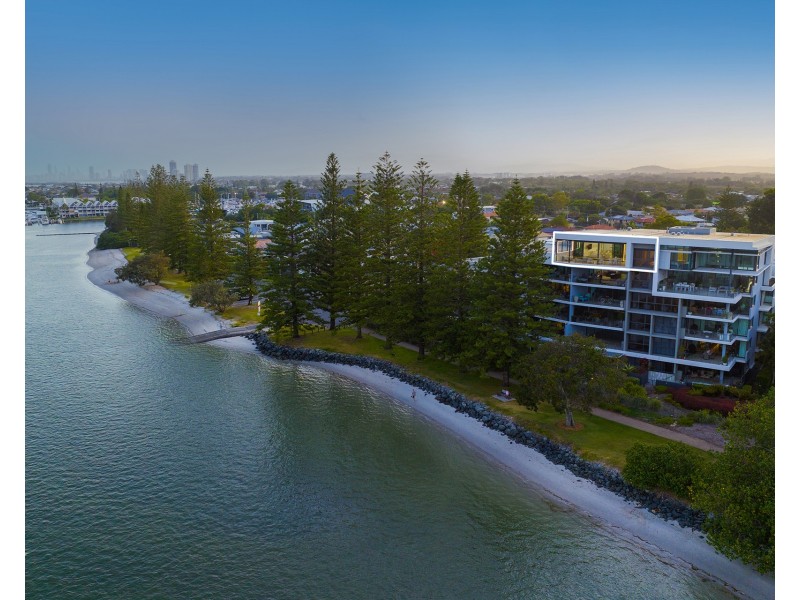 1601/323 Bayview Street, Hollywell QLD 4216