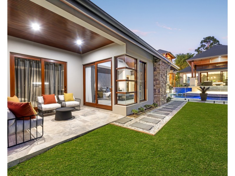 48 Huntington Drive, Maudsland QLD 4210