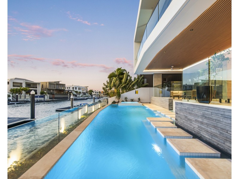 51 Knightsbridge Parade East, Sovereign Islands QLD 4216