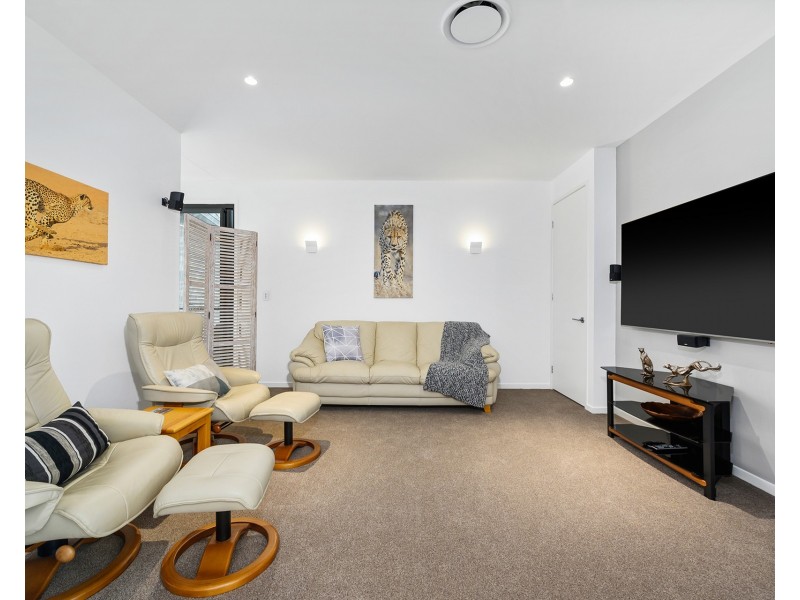 2260 Banksia Lakes Drive, Sanctuary Cove QLD 4212