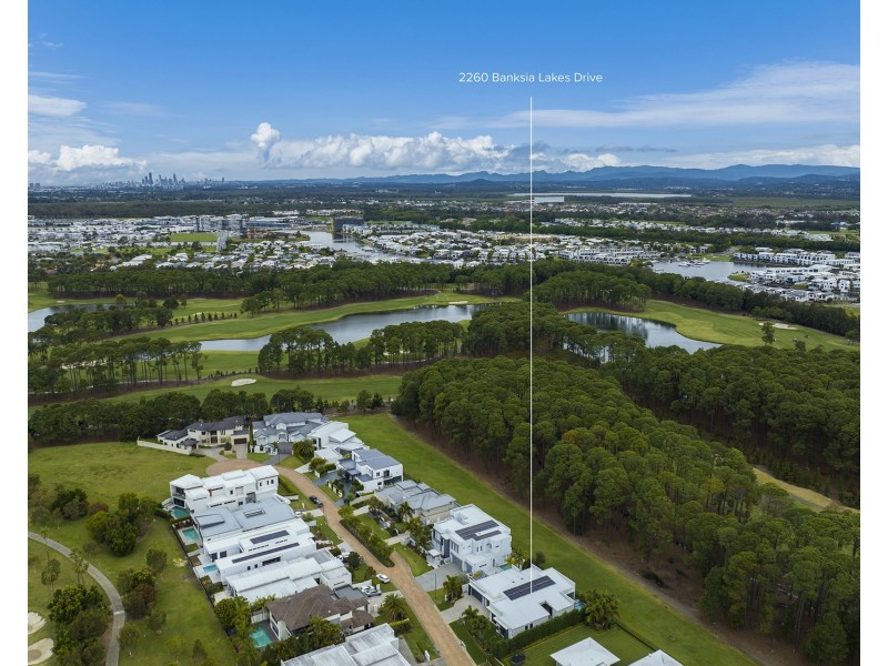 2260 Banksia Lakes Drive, Sanctuary Cove QLD 4212