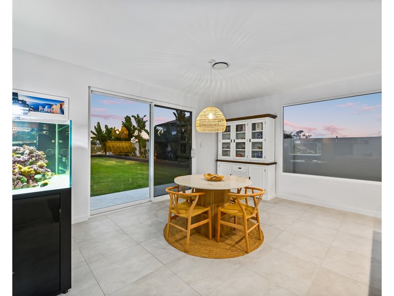 46 River Vista Way, Paradise Point QLD 4216