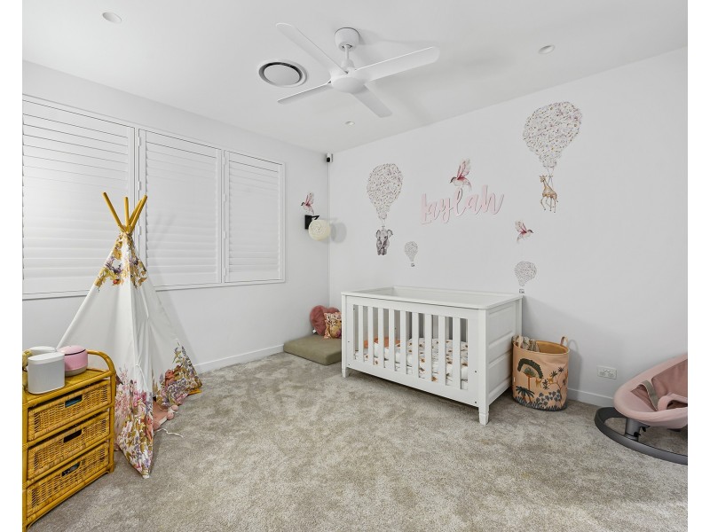 46 River Vista Way, Paradise Point QLD 4216