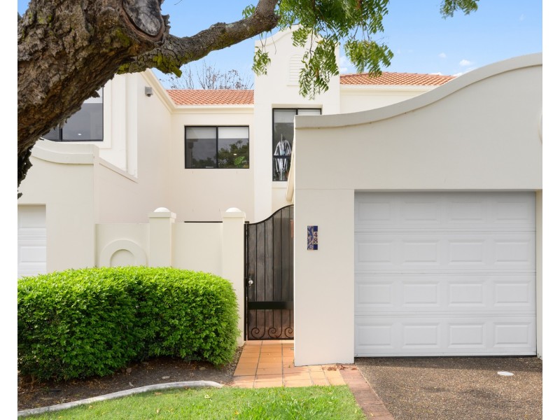 48/60 Caseys Road, Hope Island QLD 4212