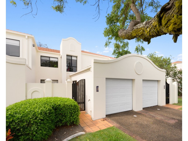 48/60 Caseys Road, Hope Island QLD 4212