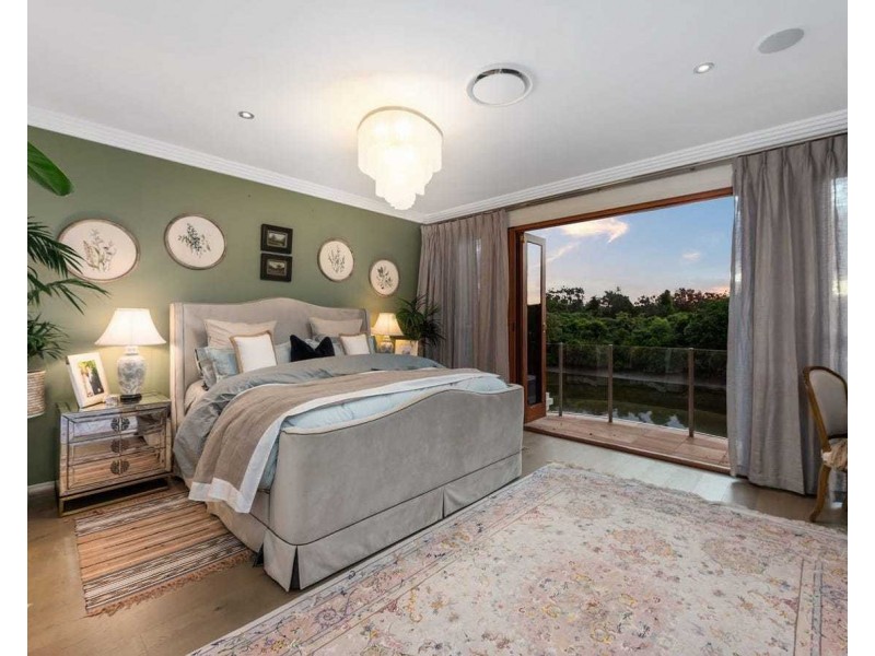 2510 Cressbrook Drive, Hope Island QLD 4212