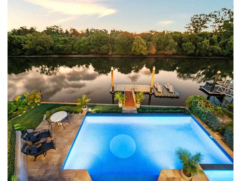 2510 Cressbrook Drive, Hope Island QLD 4212