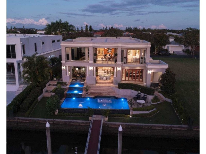 2510 Cressbrook Drive, Hope Island QLD 4212