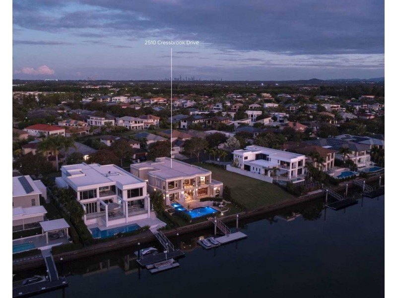 2510 Cressbrook Drive, Hope Island QLD 4212