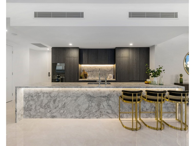 1/2 Paradise Parade, Paradise Point QLD 4216