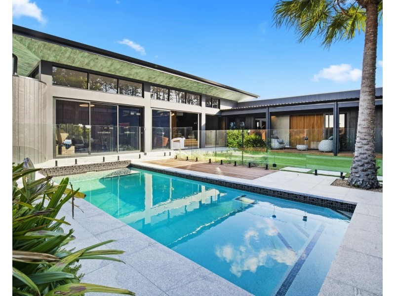 1828 Pinehurst Drive, Sanctuary Cove QLD 4212