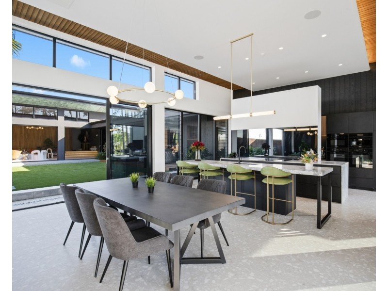 1828 Pinehurst Drive, Sanctuary Cove QLD 4212