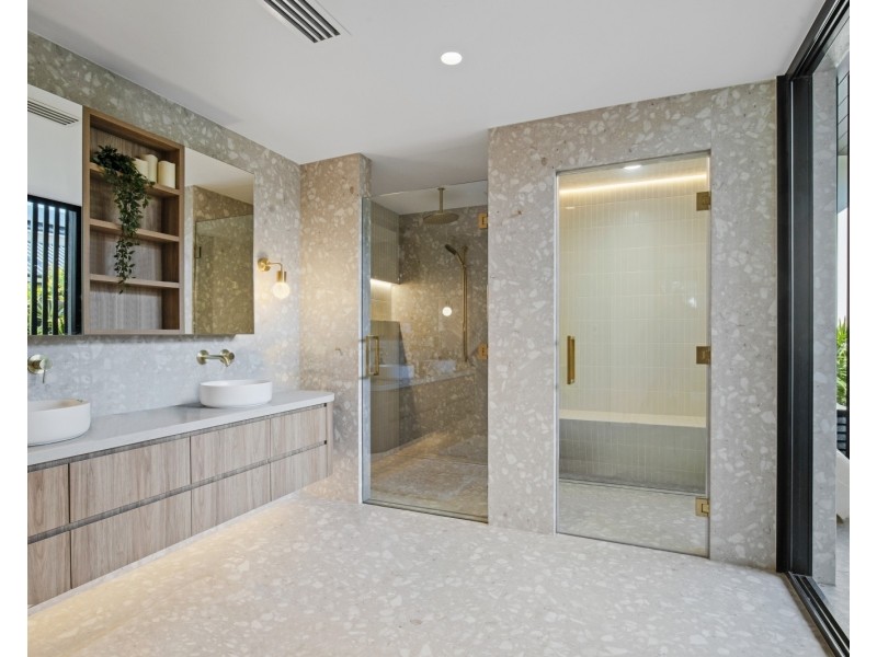 1828 Pinehurst Drive, Sanctuary Cove QLD 4212
