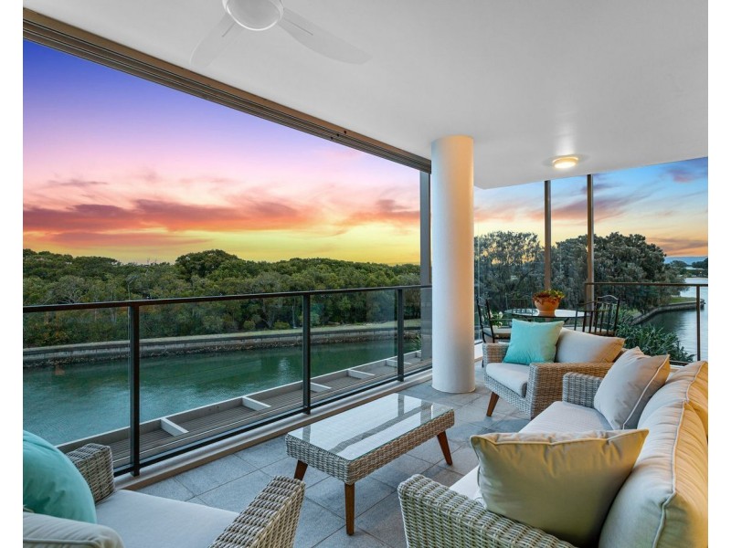 29206/2 Ephraim Island, Paradise Point QLD 4216