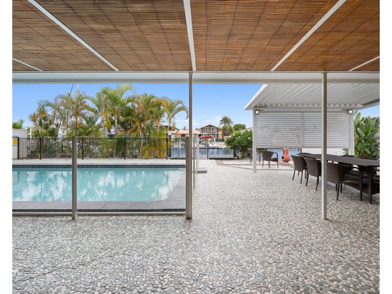 14 Paterson Place, Paradise Point QLD 4216