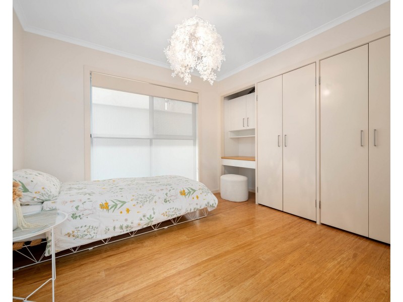 14 Paterson Place, Paradise Point QLD 4216