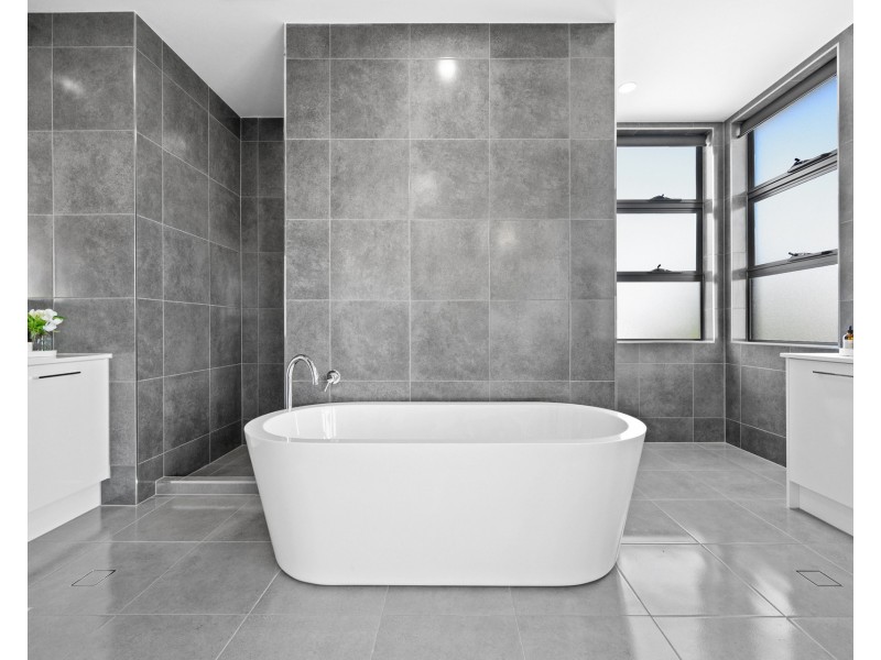 4 Northwater Drive, Hope Island QLD 4212