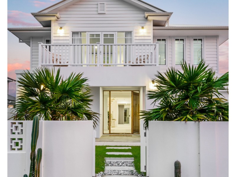 142 Paradise Parade, Jacobs Well QLD 4208