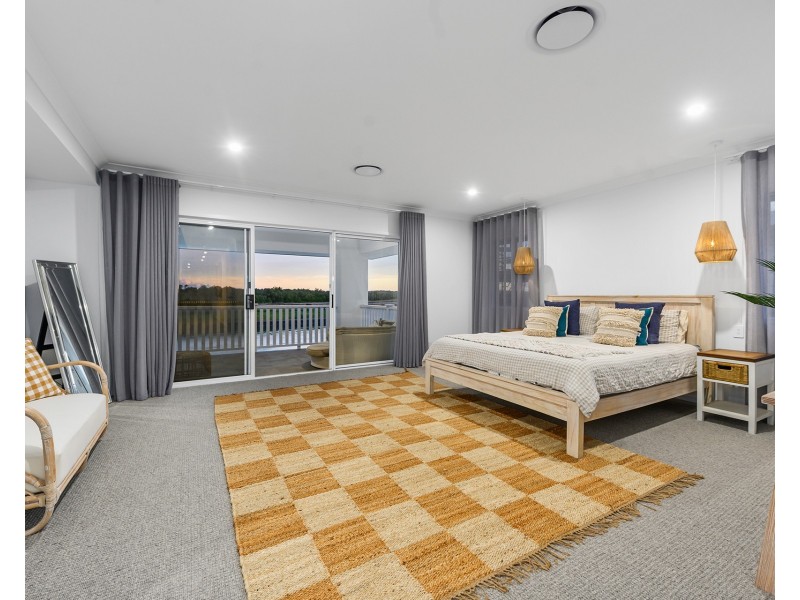 142 Paradise Parade, Jacobs Well QLD 4208