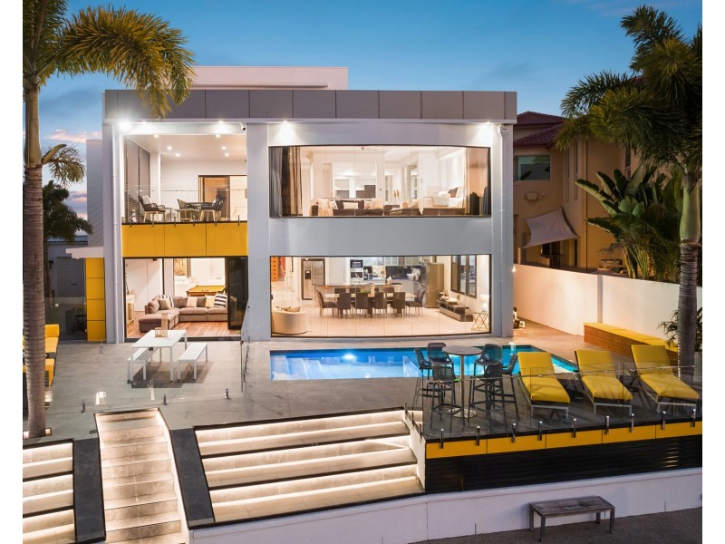 6 Parklane Terrace, Sovereign Islands QLD 4216