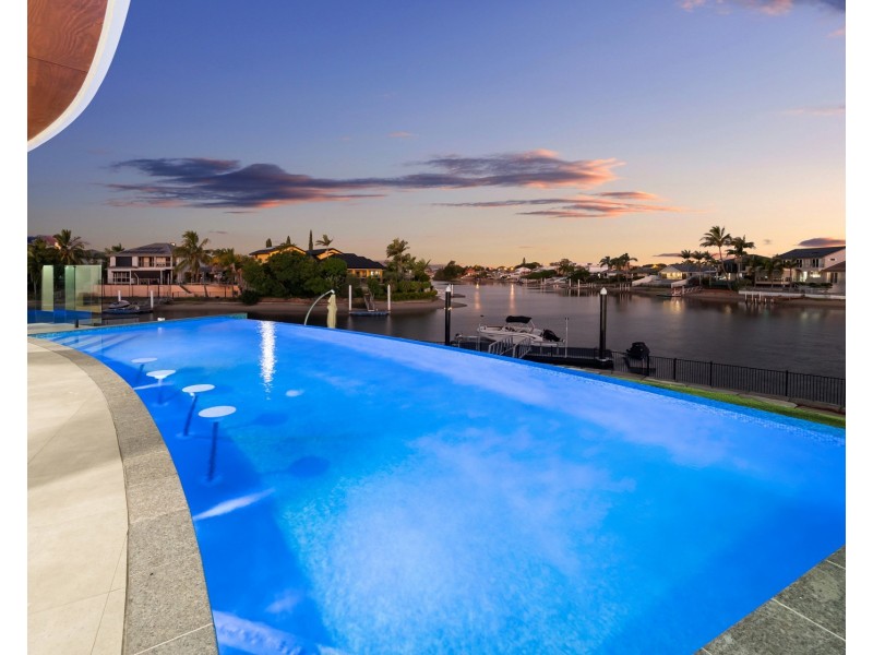 62 Lakeview Boulevard, Mermaid Waters QLD 4218