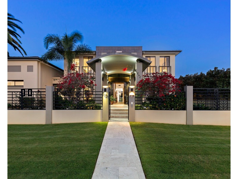 2104 The Circle, Sanctuary Cove QLD 4212