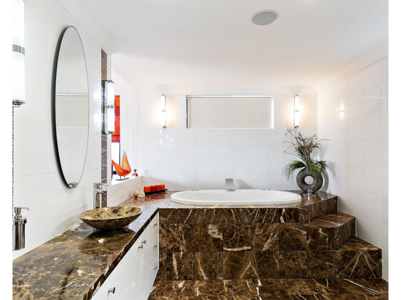 2104 The Circle, Sanctuary Cove QLD 4212