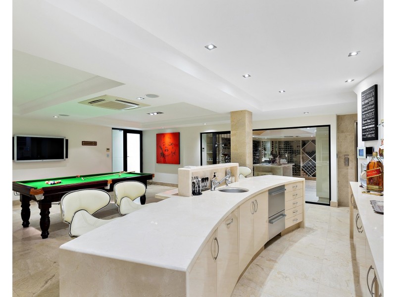 2104 The Circle, Sanctuary Cove QLD 4212
