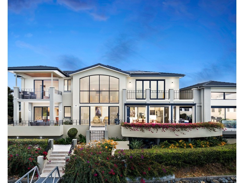 2104 The Circle, Sanctuary Cove QLD 4212