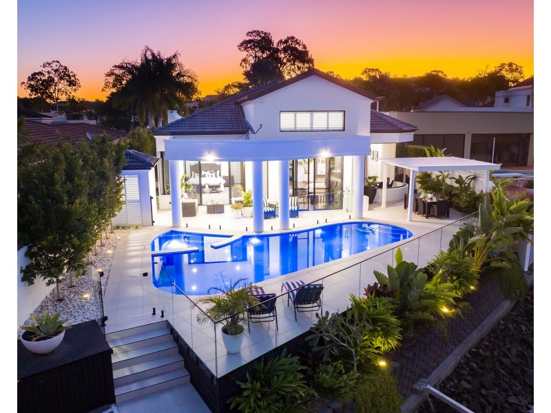 7077 Keyside Close, Sanctuary Cove QLD 4212