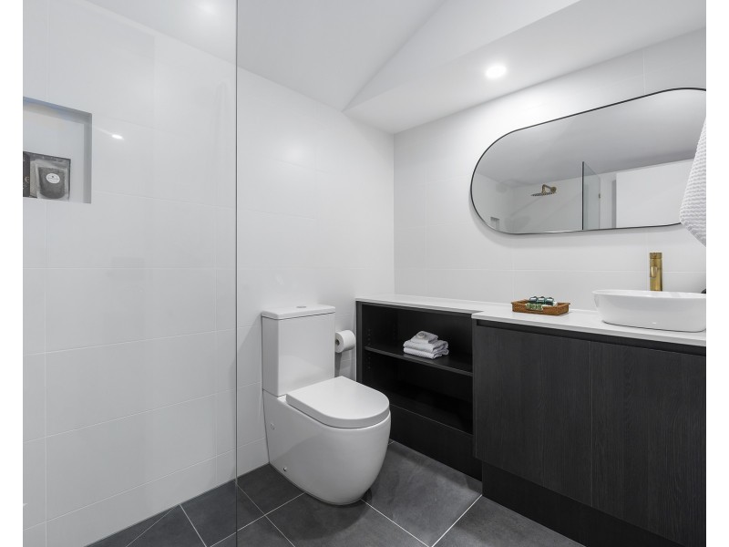 7077 Keyside Close, Sanctuary Cove QLD 4212