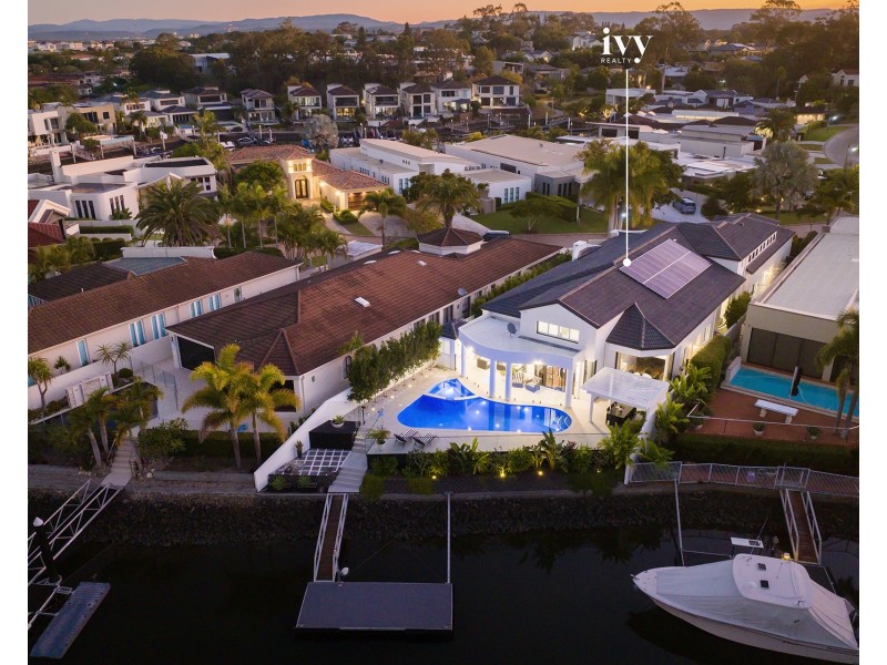 7077 Keyside Close, Sanctuary Cove QLD 4212