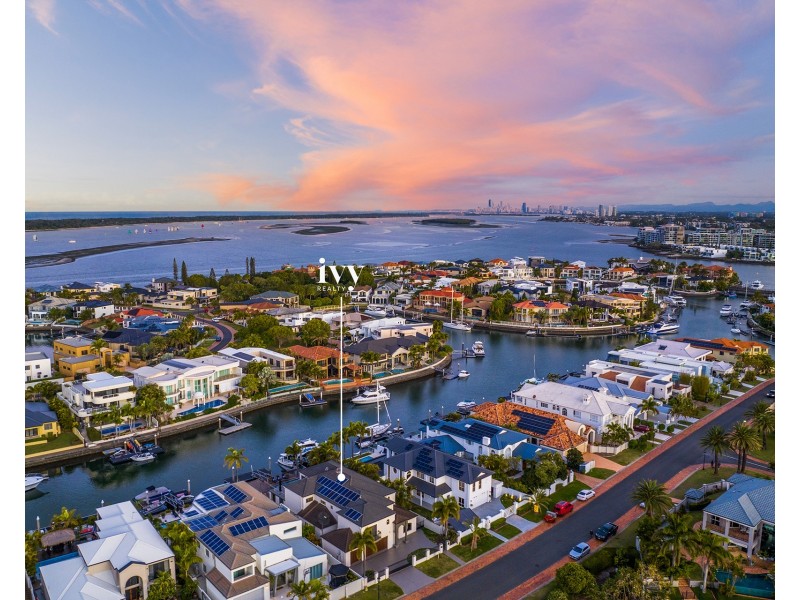 17 The Sovereign Mile, Sovereign Islands QLD 4216