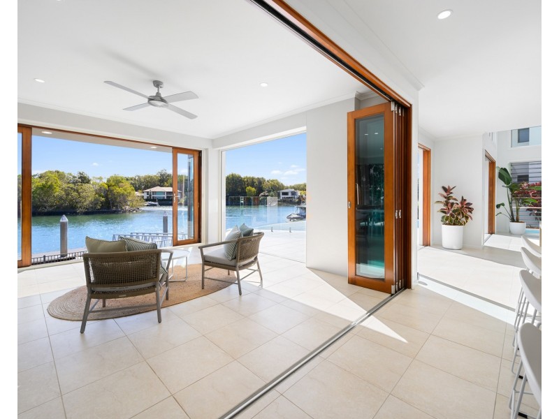 26 Buccaneer Way, Coomera Waters QLD 4209