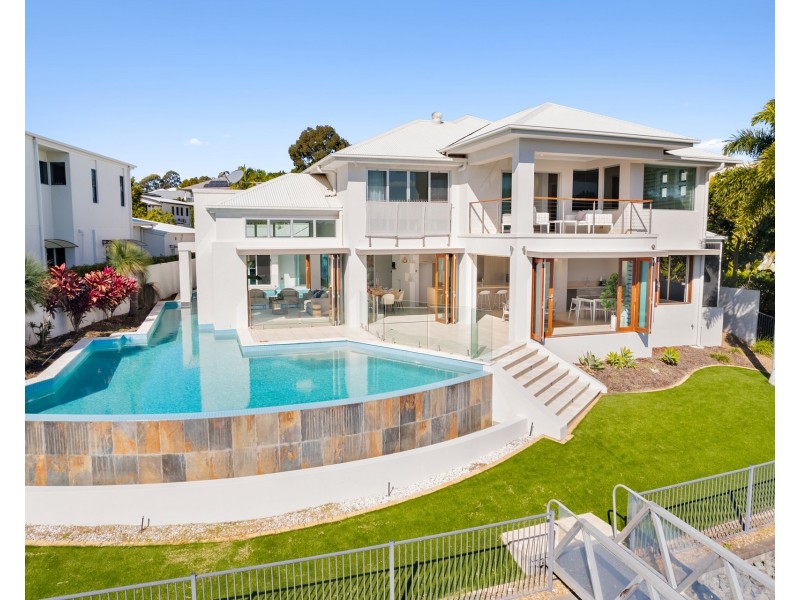 26 Buccaneer Way, Coomera Waters QLD 4209