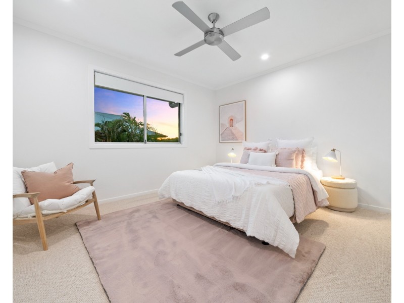 26 Buccaneer Way, Coomera Waters QLD 4209