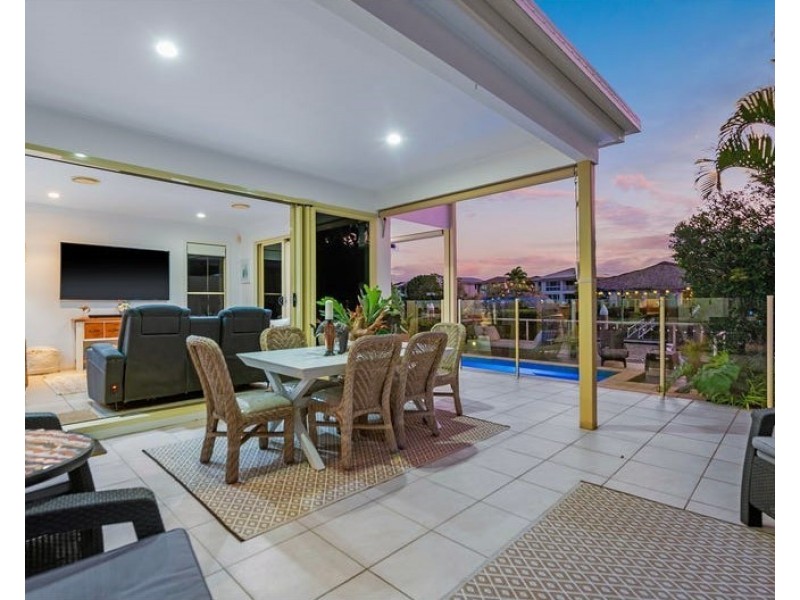7413 Ellensbrook Drive, Hope Island QLD 4212