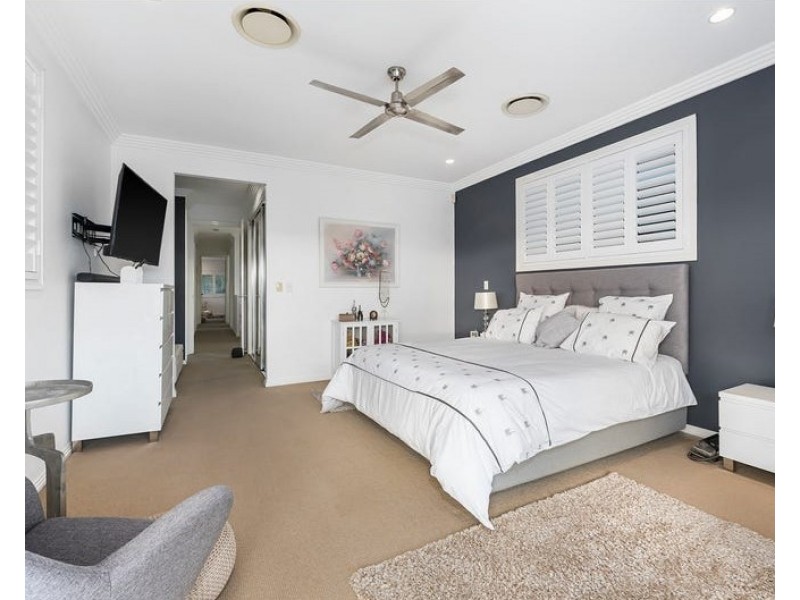 7413 Ellensbrook Drive, Hope Island QLD 4212